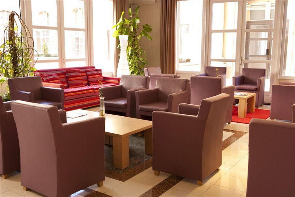 Appart Hotel Odalys City Aix En Provence L'Atrium Экс-ан-Прованс Интерьер фото